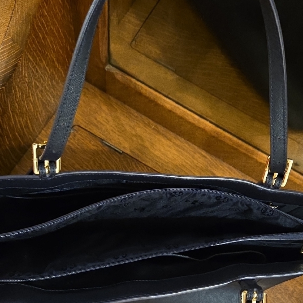 Tory Burch Navy Blue Robinson Saffiano Tote Bag - Picture 8 of 9